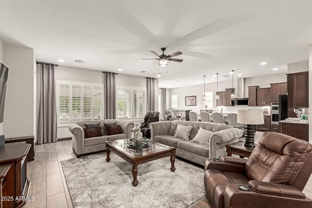 26019 W PONDEROSA Lane, Buckeye, AZ 85396