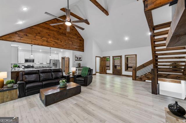 60 Weeks Lane, Ellijay, GA 30540