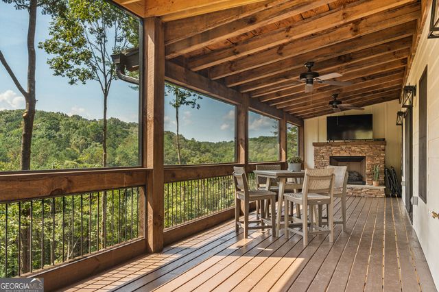 60 Weeks Lane, Ellijay, GA 30540