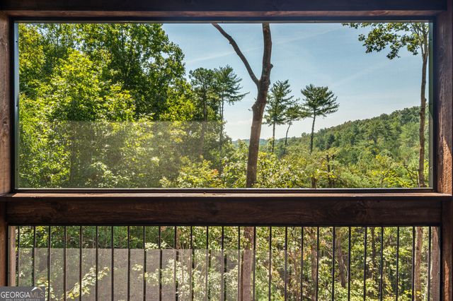60 Weeks Lane, Ellijay, GA 30540