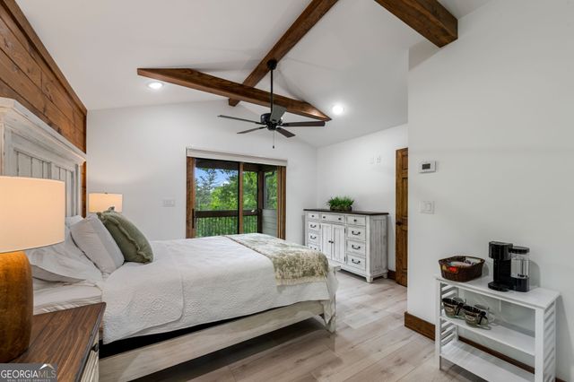 60 Weeks Lane, Ellijay, GA 30540