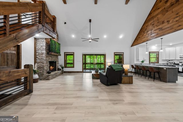 60 Weeks Lane, Ellijay, GA 30540