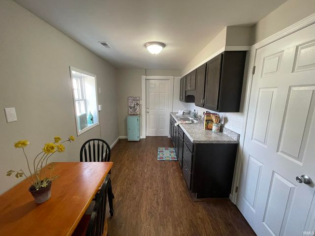 1008 S 14th Street, Vincennes, IN 47591