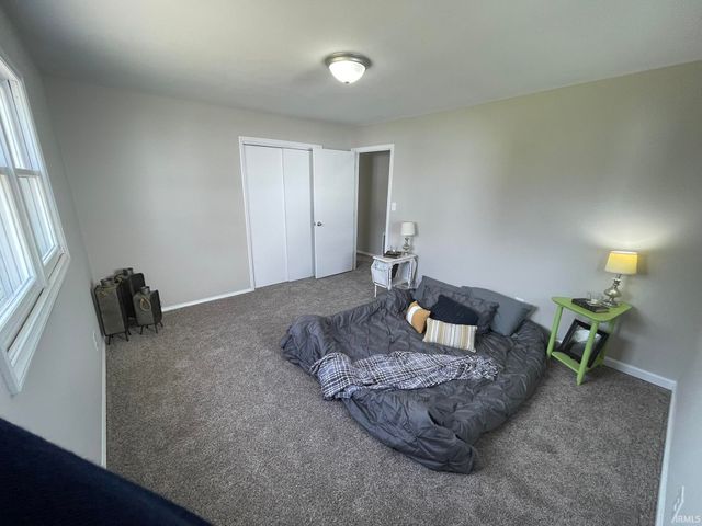 1008 S 14th Street, Vincennes, IN 47591