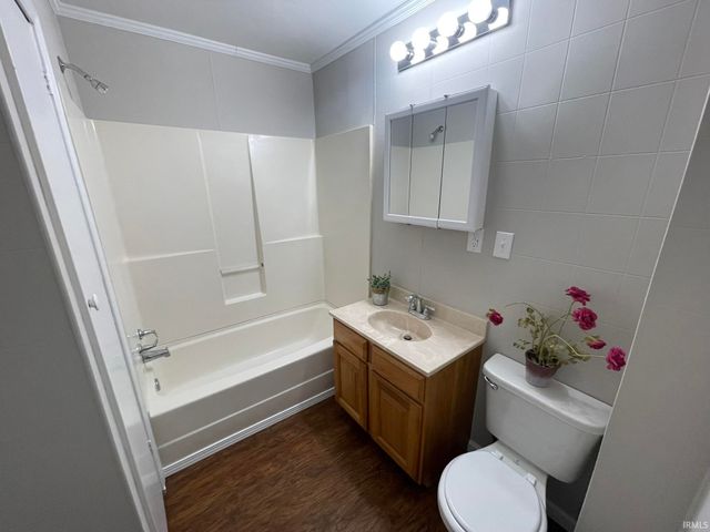 1008 S 14th Street, Vincennes, IN 47591