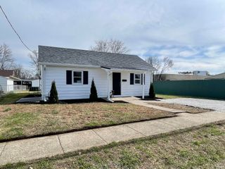 1008 S 14th Street, Vincennes, IN 47591