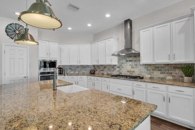 1210 LOREA LANE, Brandon, FL 33511