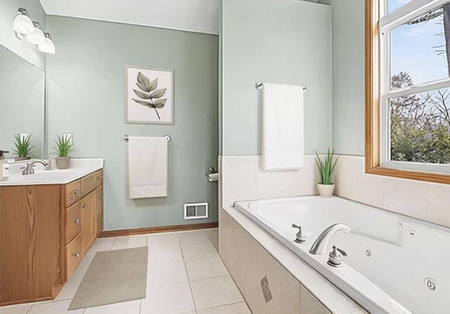 1921 Pineridge, Rutland Twp, MI 49058