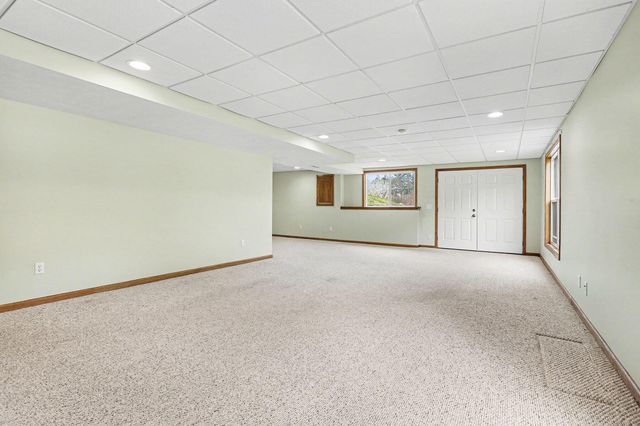 1921 Pineridge, Rutland Twp, MI 49058