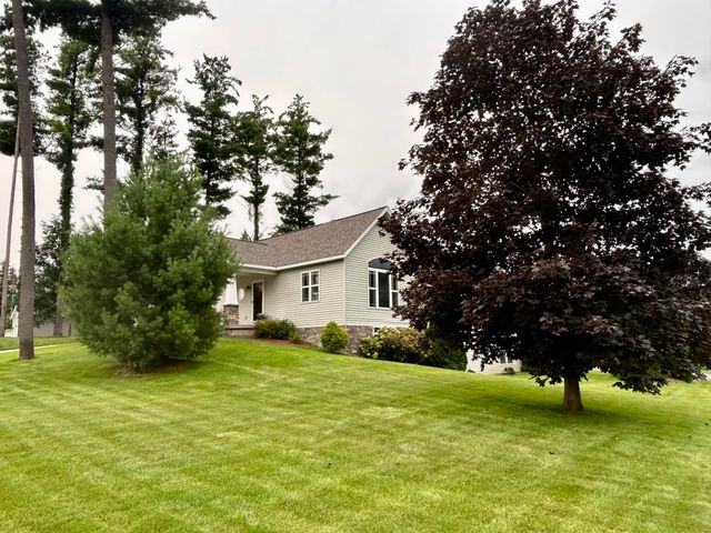 1921 Pineridge, Rutland Twp, MI 49058