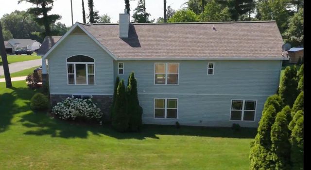 1921 Pineridge, Rutland Twp, MI 49058