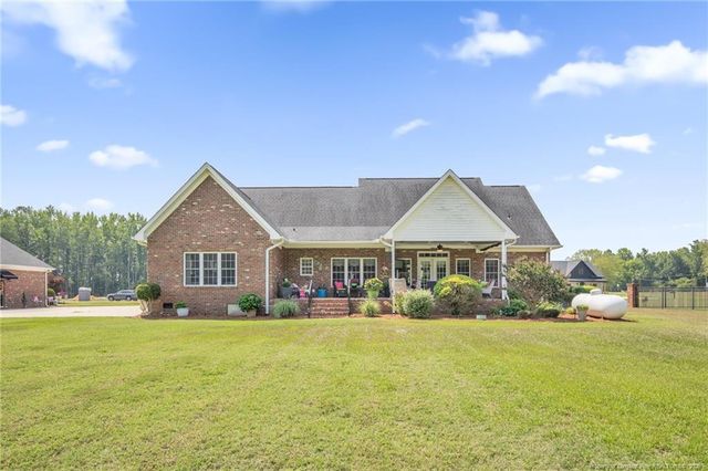 55 Creek Stone Lane, Autryville, NC 28318
