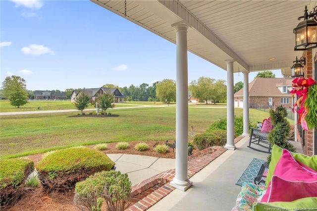 55 Creek Stone Lane, Autryville, NC 28318