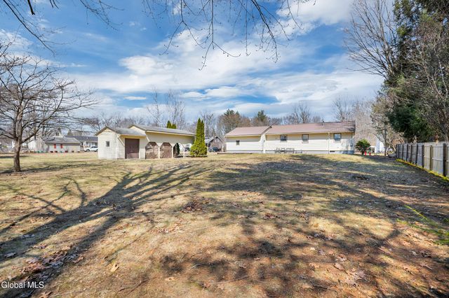 22 Thomas Avenue, Hudson Falls, NY 12839