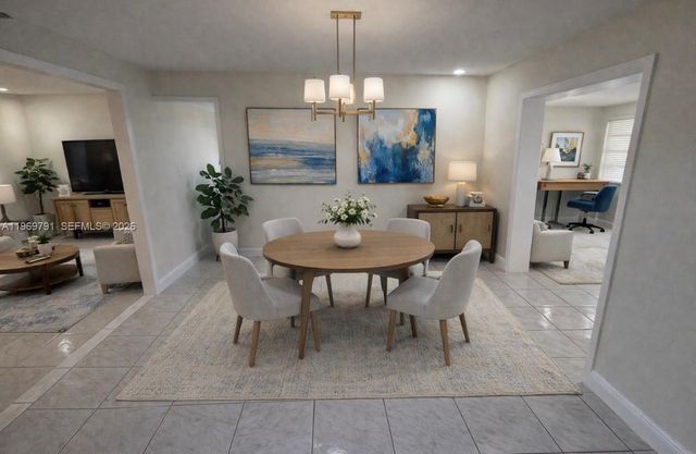 5300 Grant St, Hollywood, FL 33021