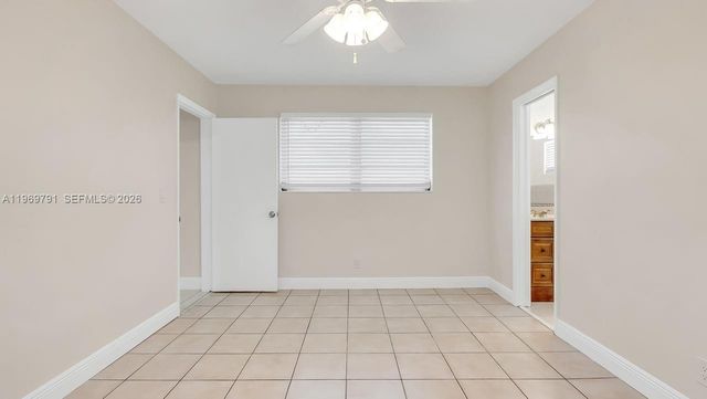 5300 Grant St, Hollywood, FL 33021