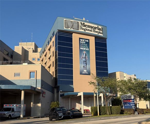 5300 Grant St, Hollywood, FL 33021