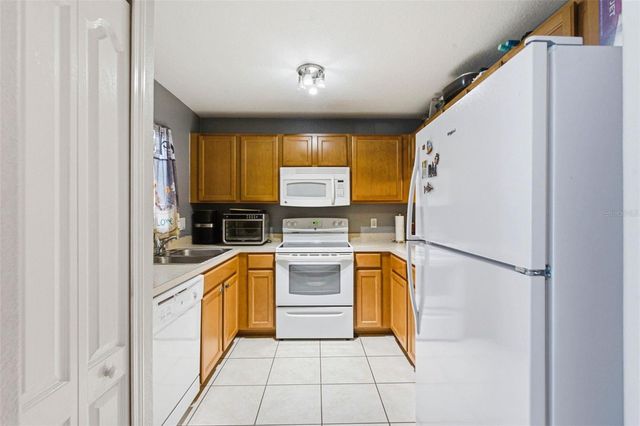 37548 DALIHA TERRACE, Zephyrhills, FL 33542