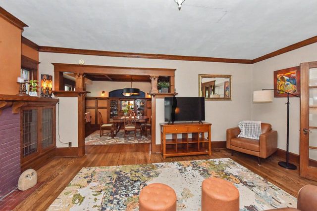 3007 Newhall STREET, Milwaukee, WI 53211