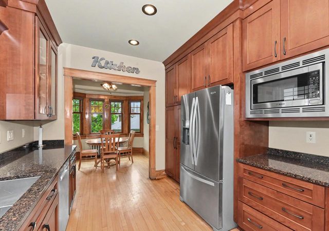 3007 Newhall STREET, Milwaukee, WI 53211