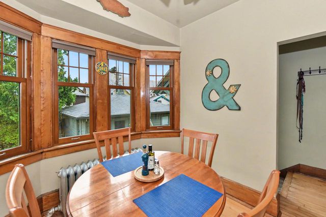 3007 Newhall STREET, Milwaukee, WI 53211