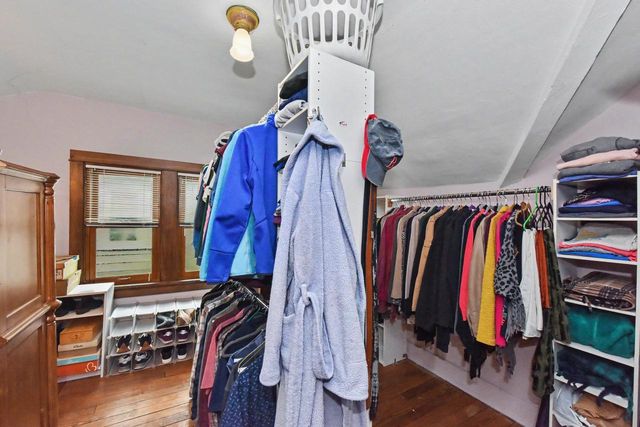 3007 Newhall STREET, Milwaukee, WI 53211