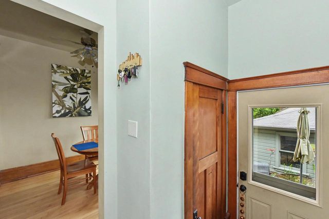 3007 Newhall STREET, Milwaukee, WI 53211