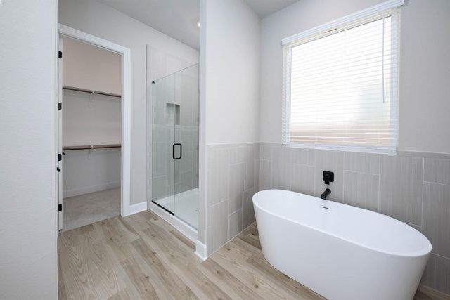 1806 Grass Valley Drive, Iowa Colony, TX 77583