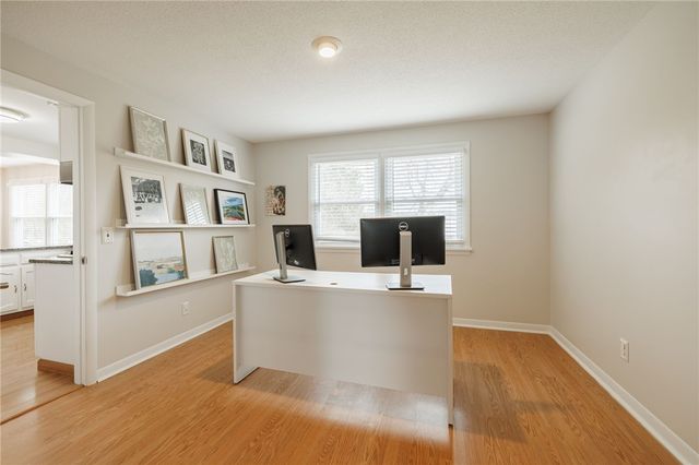 22 Littlewood Lane East, Penfield, NY 14625