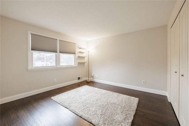 22 Littlewood Lane East, Penfield, NY 14625