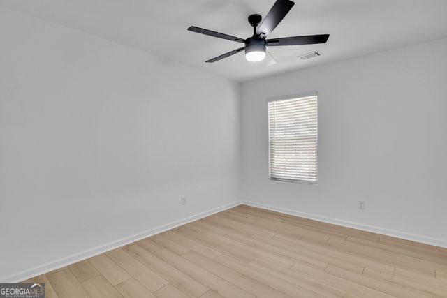 418 Lake Ridge Lane, Fairburn, GA 30213