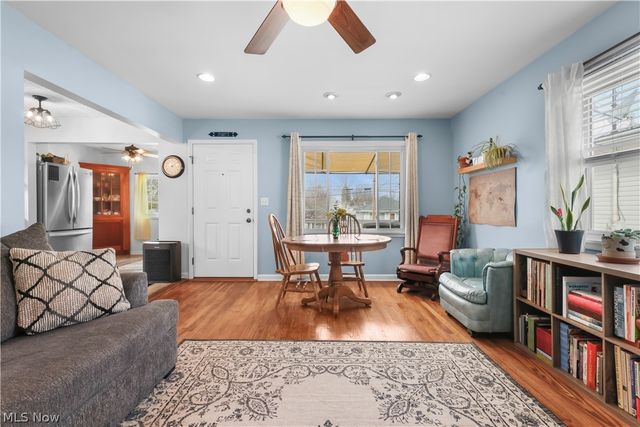 565 Lansing Road, Akron, OH 44312