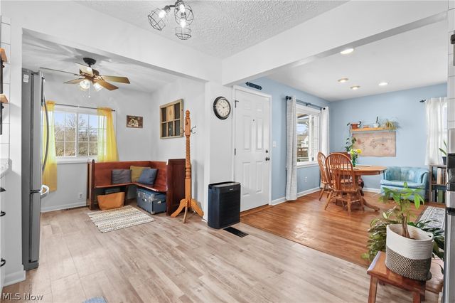 565 Lansing Road, Akron, OH 44312