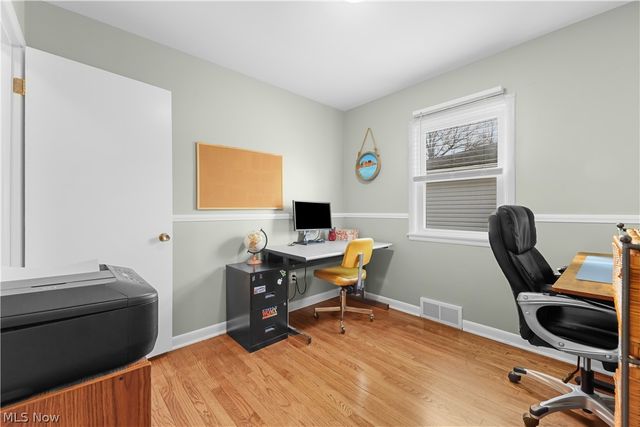 565 Lansing Road, Akron, OH 44312