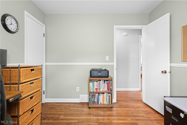 565 Lansing Road, Akron, OH 44312