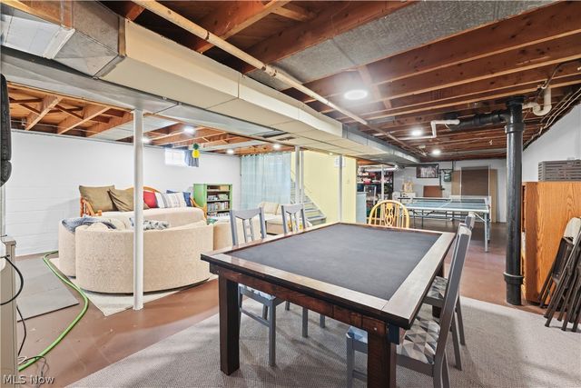 565 Lansing Road, Akron, OH 44312