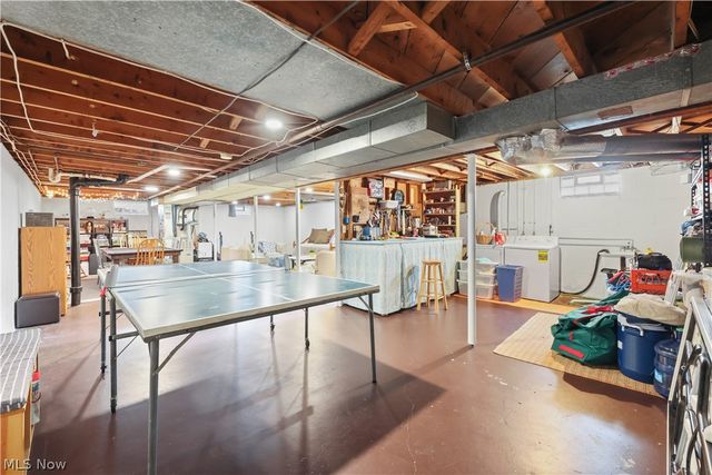 565 Lansing Road, Akron, OH 44312