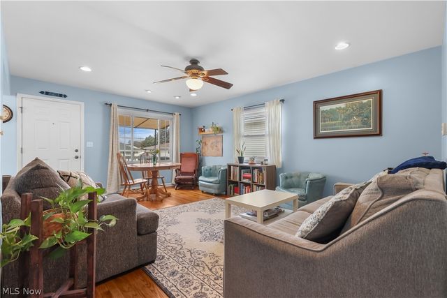 565 Lansing Road, Akron, OH 44312