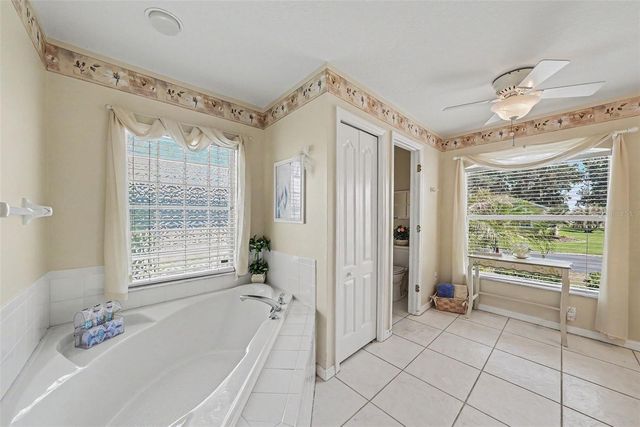 11132 MOSHIE LANE, San Antonio, FL 33576