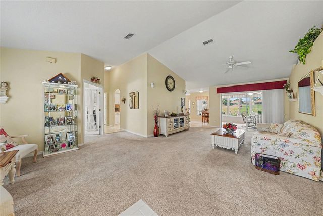 11132 MOSHIE LANE, San Antonio, FL 33576
