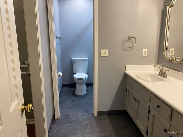 1038 Fairfax, Tuscaloosa, AL 35406