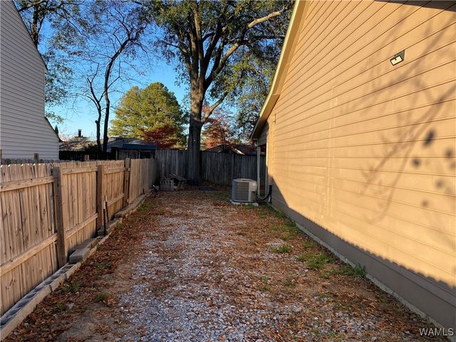 1038 Fairfax, Tuscaloosa, AL 35406