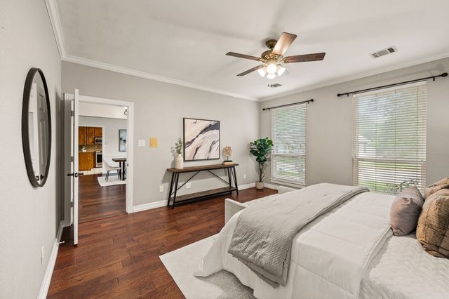 4300 Green Meadow Street E, Colleyville, TX 76034
