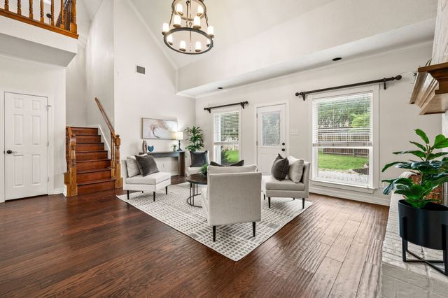 4300 Green Meadow Street E, Colleyville, TX 76034