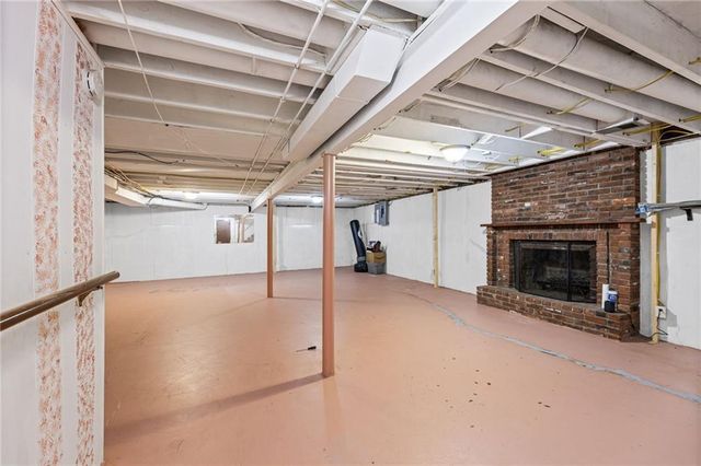 1610 NE 68th Street, Kansas City, MO 64118
