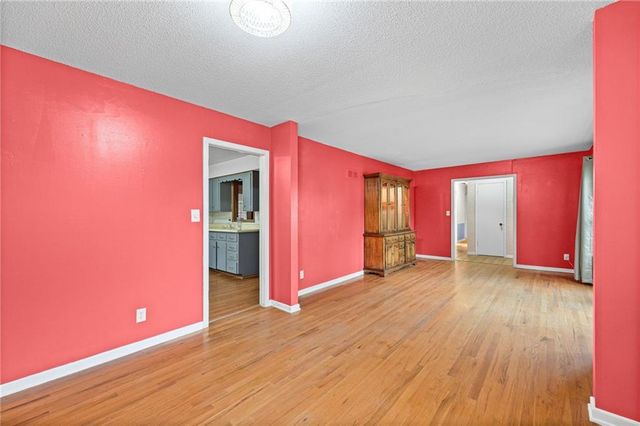 1610 NE 68th Street, Kansas City, MO 64118