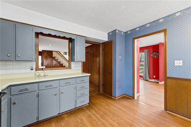 1610 NE 68th Street, Kansas City, MO 64118