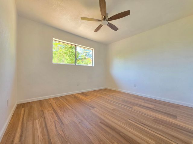 1324 Hume Drive, Sanger, CA 93657