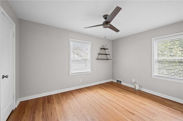 4631 W 61st Street, Fairway, KS 66205