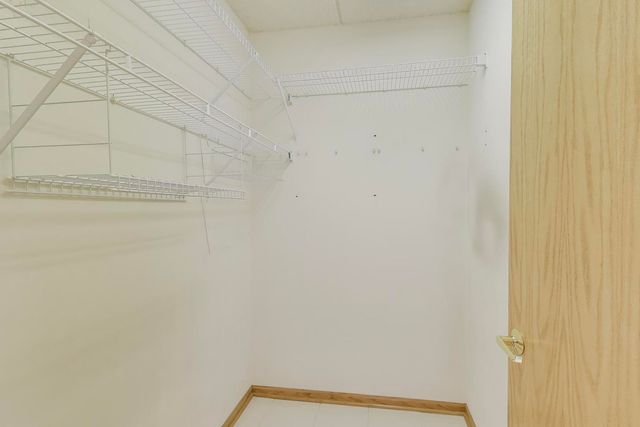 770 Pearson Street 2-207, Des Plaines, IL 60016